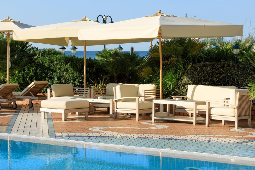 Park Hotel Brasilia Lido di Jesolo Dış mekan fotoğraf