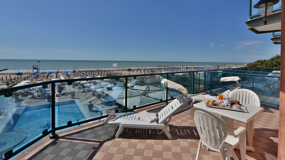 Park Hotel Brasilia Lido di Jesolo Dış mekan fotoğraf
